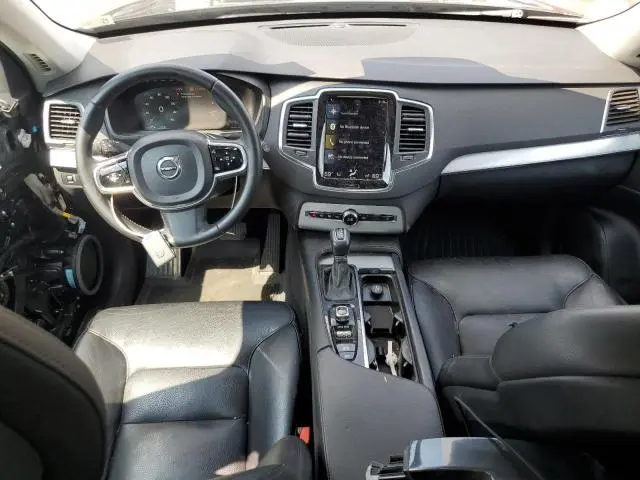 2017 VOLVO XC90 T6  