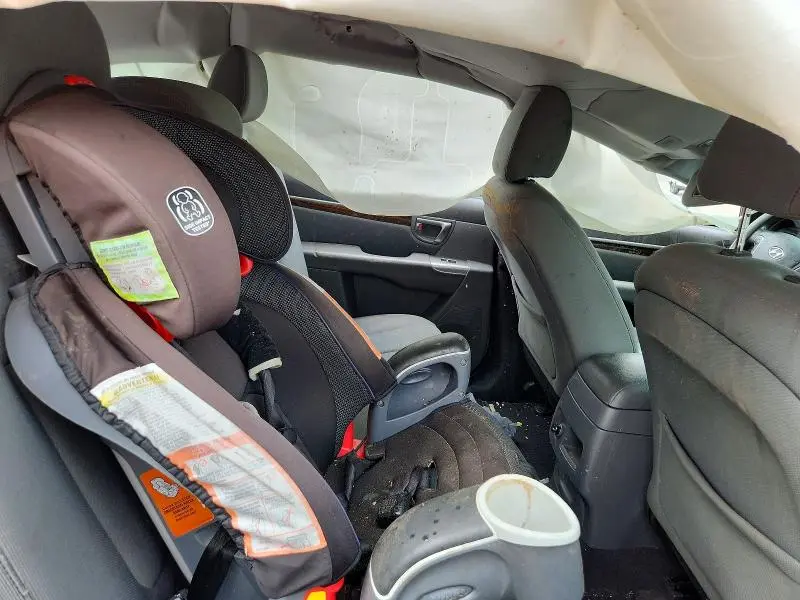 2011 HYUNDAI SANTA FE GLS  