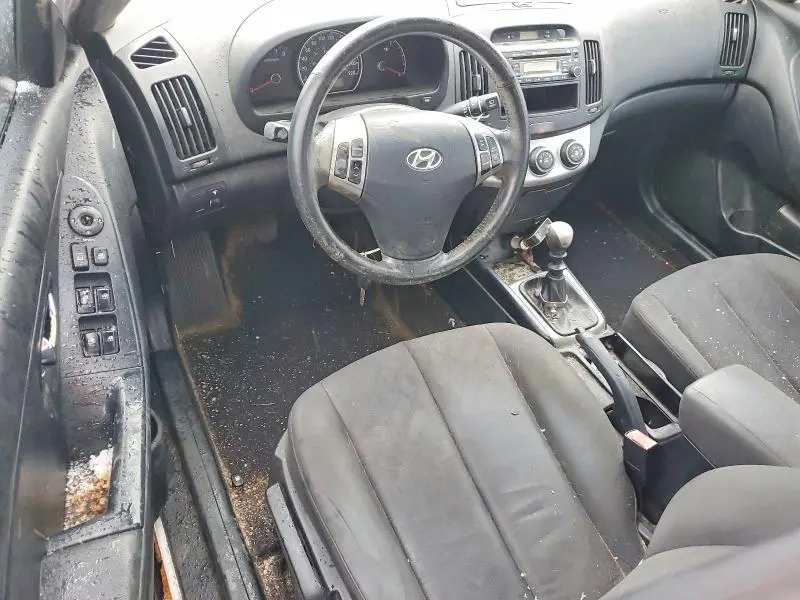 2010 HYUNDAI ELANTRA BLUE  