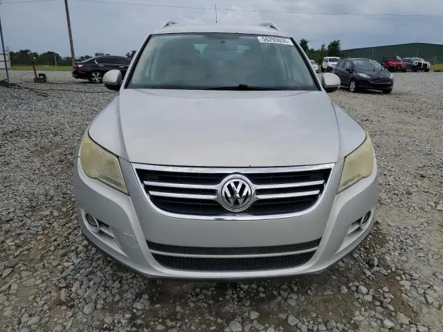 2010 VOLKSWAGEN TIGUAN S  