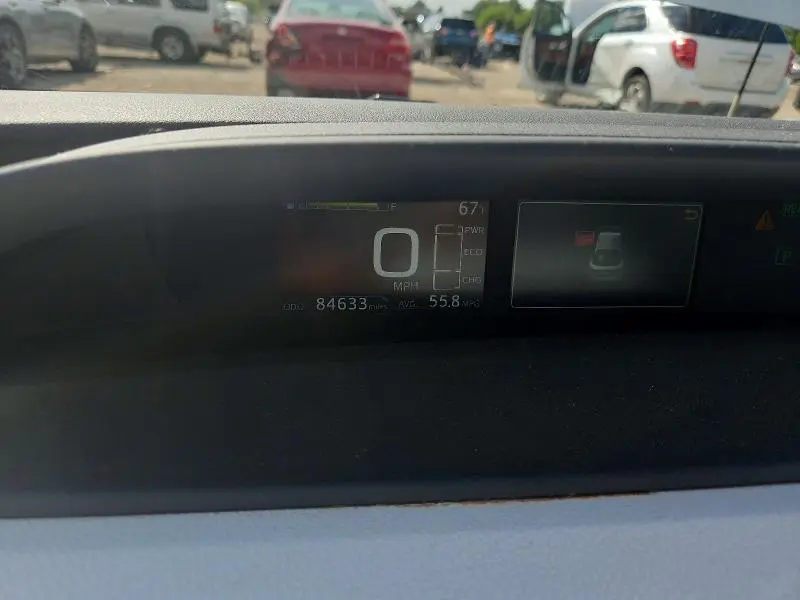 2019 TOYOTA PRIUS LE  