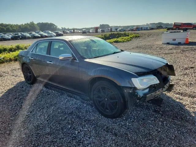 2019 CHRYSLER 300 LIMITED  