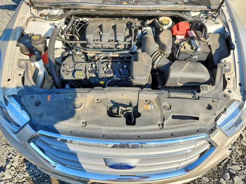 2017 FORD TAURUS SE  