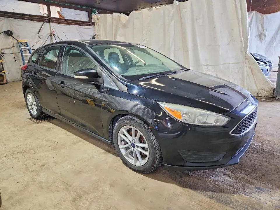 2017 FORD FOCUS SE  