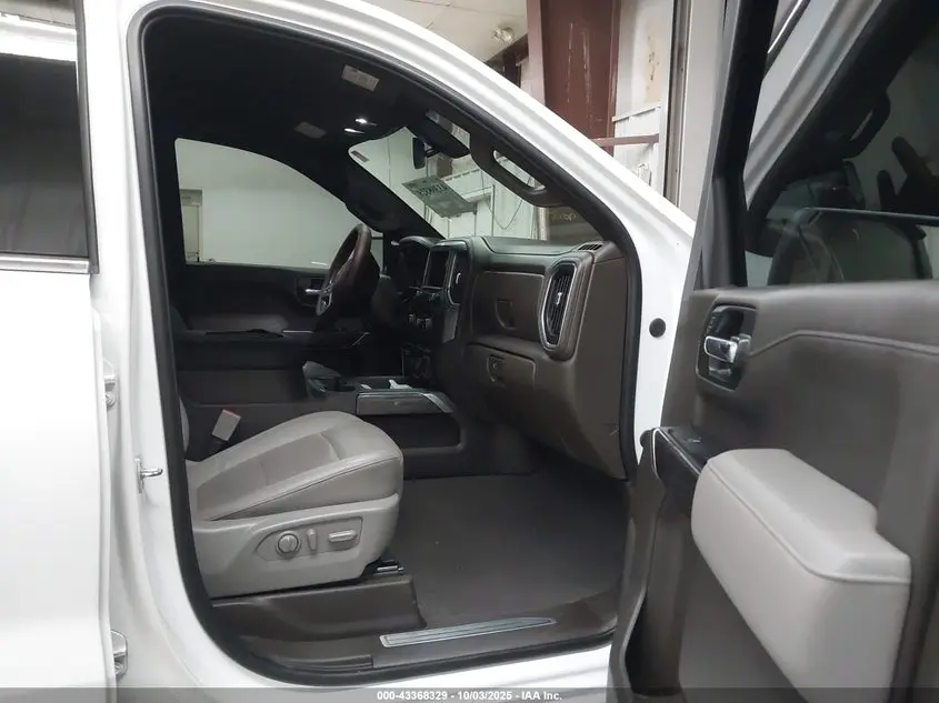 2021 CHEVROLET SILVERADO 1500 2WD  SHORT BED LTZ