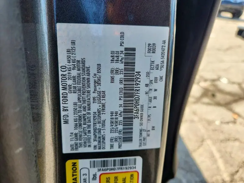 2015 FORD FUSION SE  