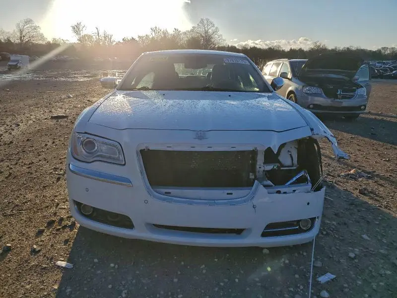 2014 CHRYSLER 300C   