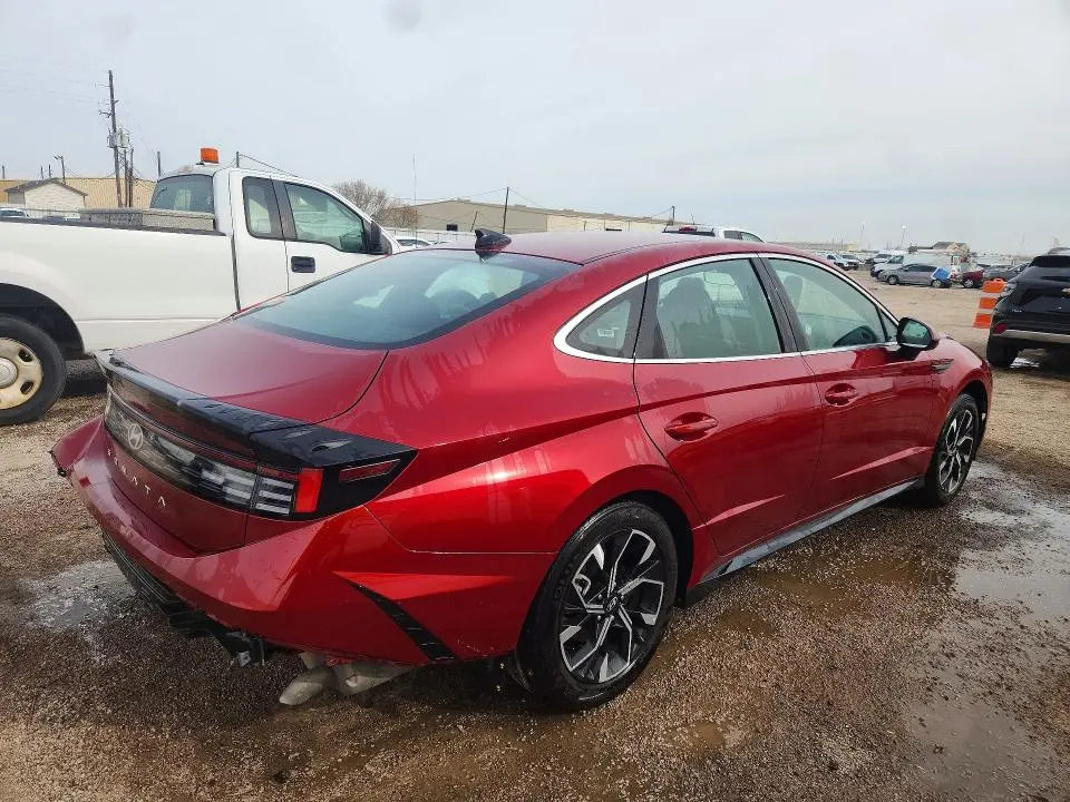 2025 HYUNDAI SONATA SEL  