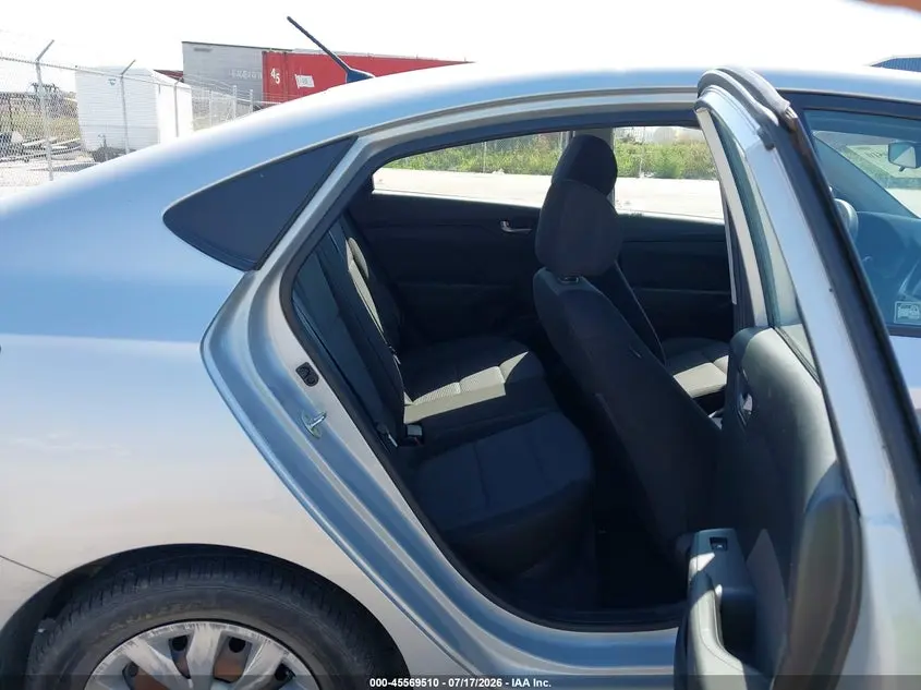 2018 HYUNDAI ACCENT SE