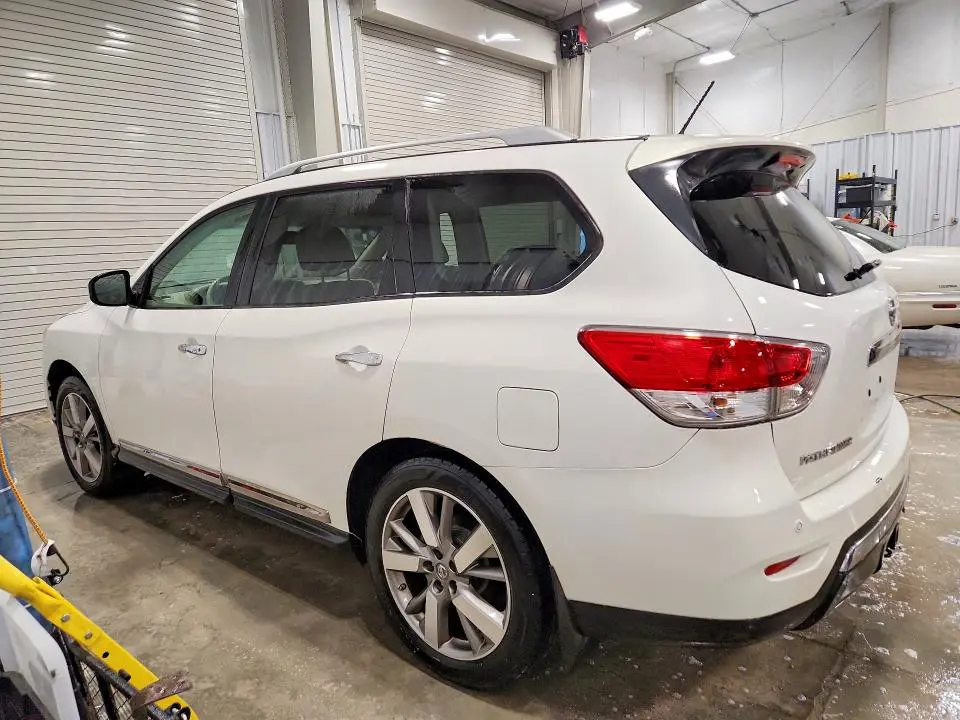 2013 NISSAN PATHFINDER S  