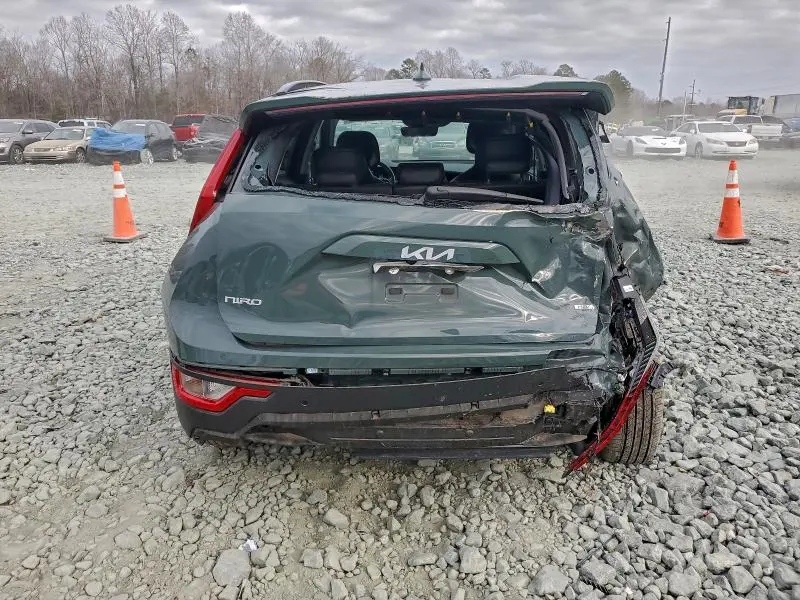 2023 KIA NIRO EX  
