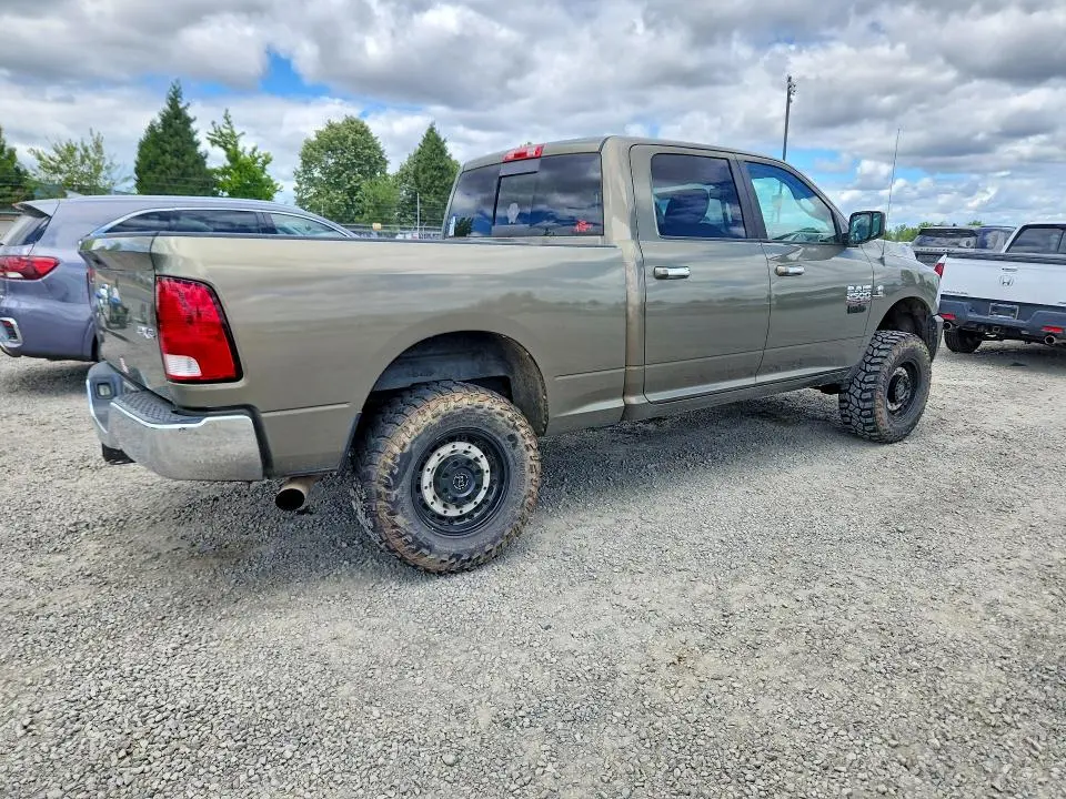 2013 RAM 2500 SLT  