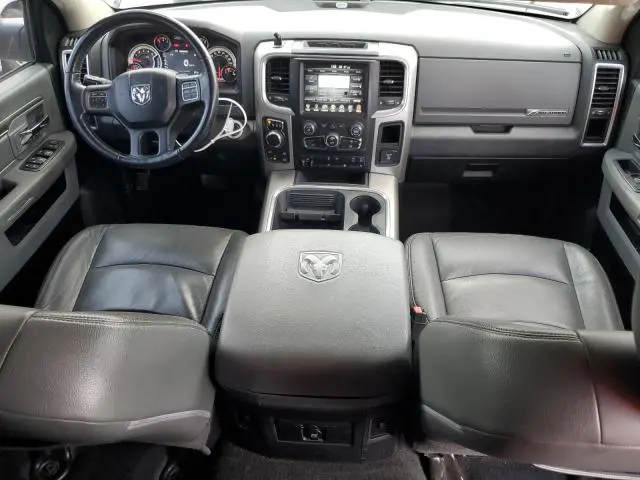 2017 RAM 1500 SLT  