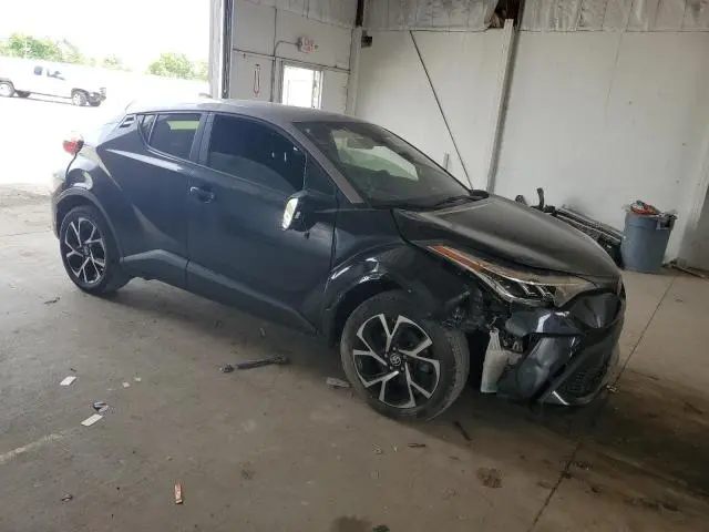 2020 TOYOTA C-HR XLE  