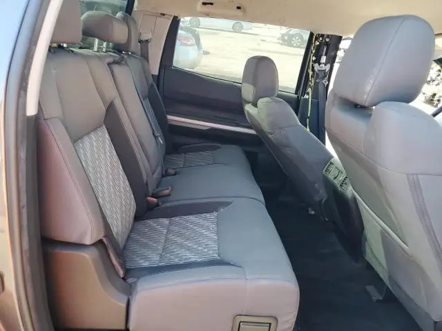 2021 TOYOTA TUNDRA CREWMAX SR5  