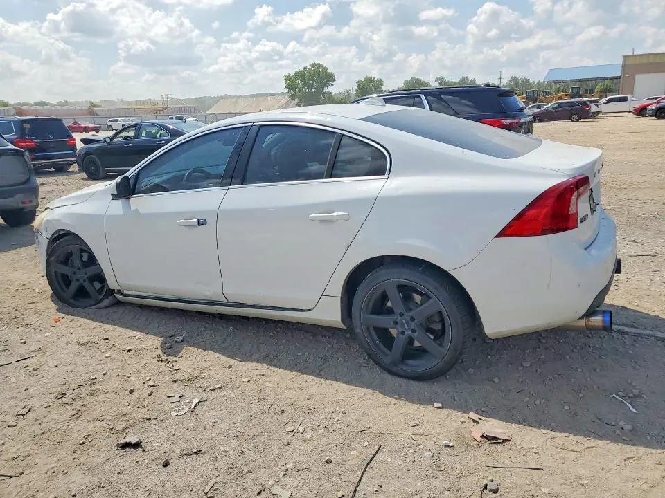 2011 VOLVO S60 T6  
