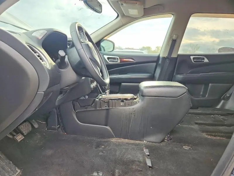 2013 NISSAN PATHFINDER S  