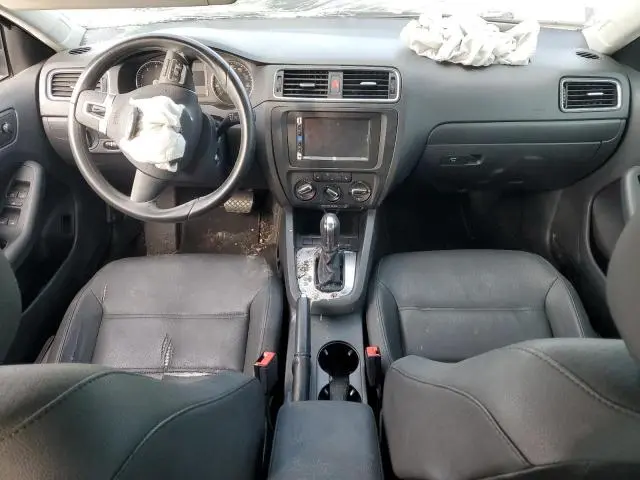 2012 VOLKSWAGEN JETTA SE  