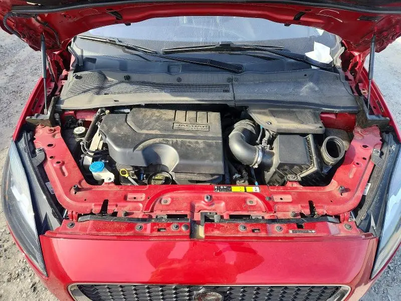2019 JAGUAR E-PACE SE  
