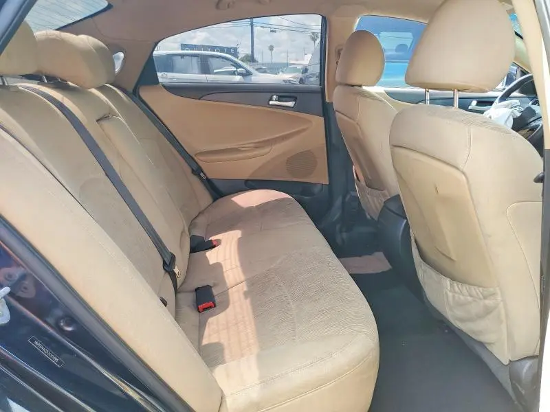2012 HYUNDAI SONATA GLS  