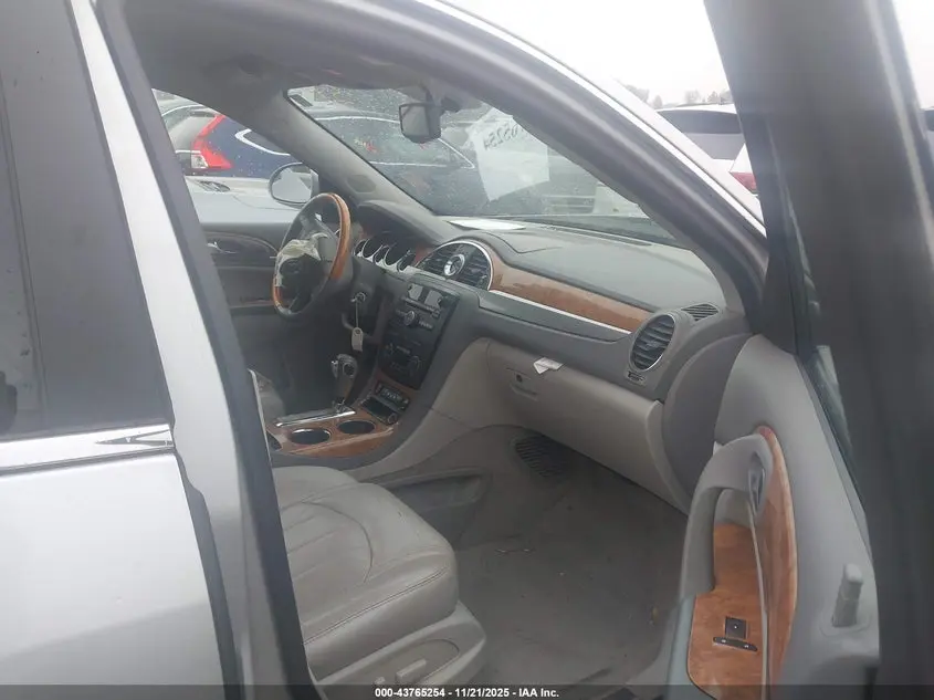 2010 BUICK ENCLAVE 1XL