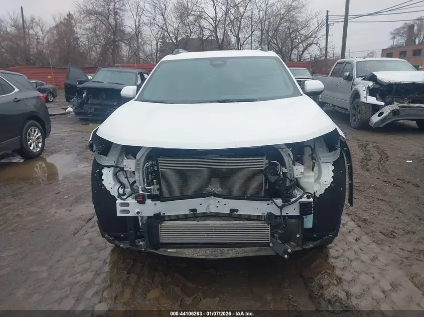 2025 CHEVROLET EQUINOX FWD LT