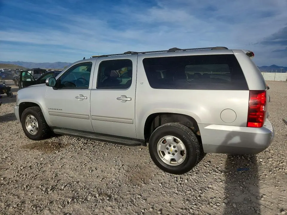 2013 CHEVROLET SUBURBAN K1500 LT  