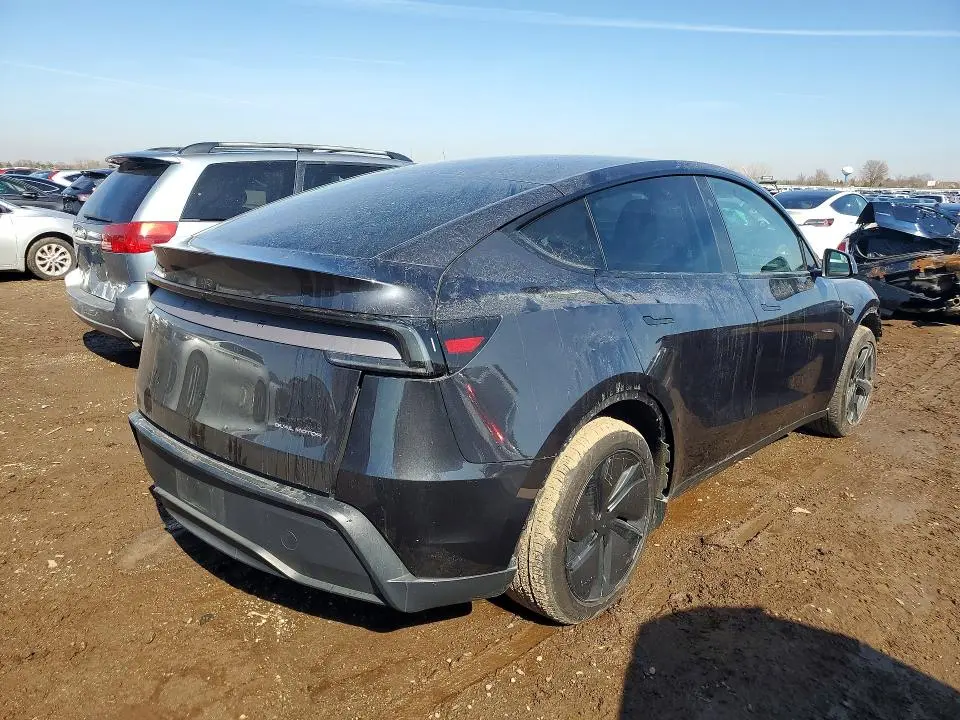 2026 TESLA MODEL Y   