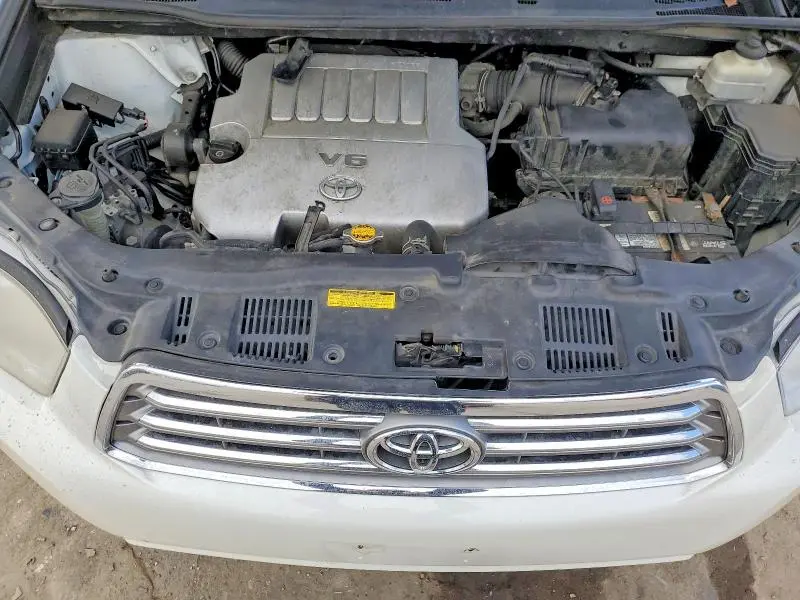 2010 TOYOTA HIGHLANDER LIMITED  