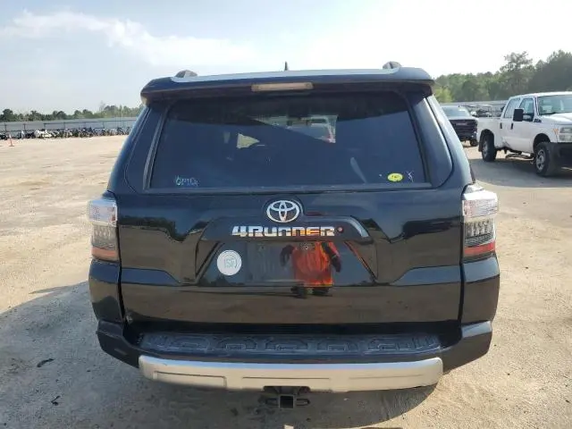 2019 TOYOTA 4RUNNER SR5/SR5 PREMIUM  