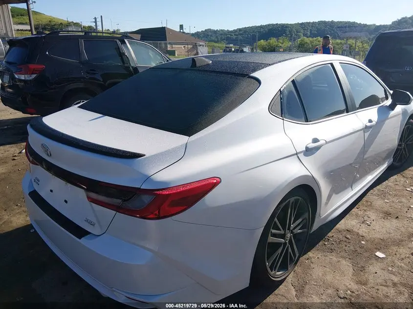 2025 TOYOTA CAMRY XSE