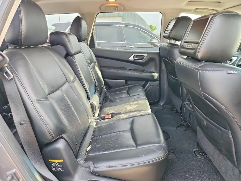 2016 NISSAN PATHFINDER PLATINUM  