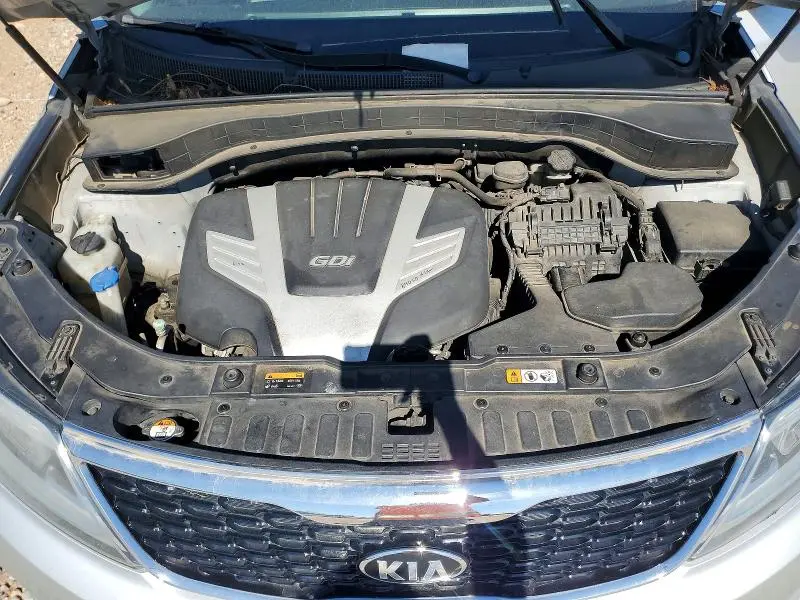 2014 KIA SORENTO LX  
