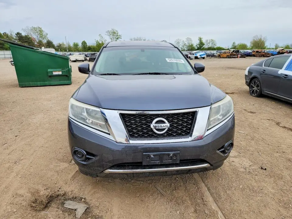 2014 NISSAN PATHFINDER SV  