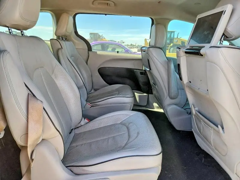 2017 CHRYSLER PACIFICA EHYBRID PLATINUM  