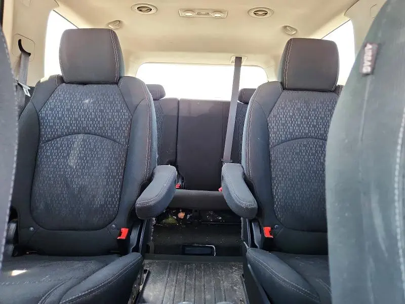 2014 GMC ACADIA SLE  