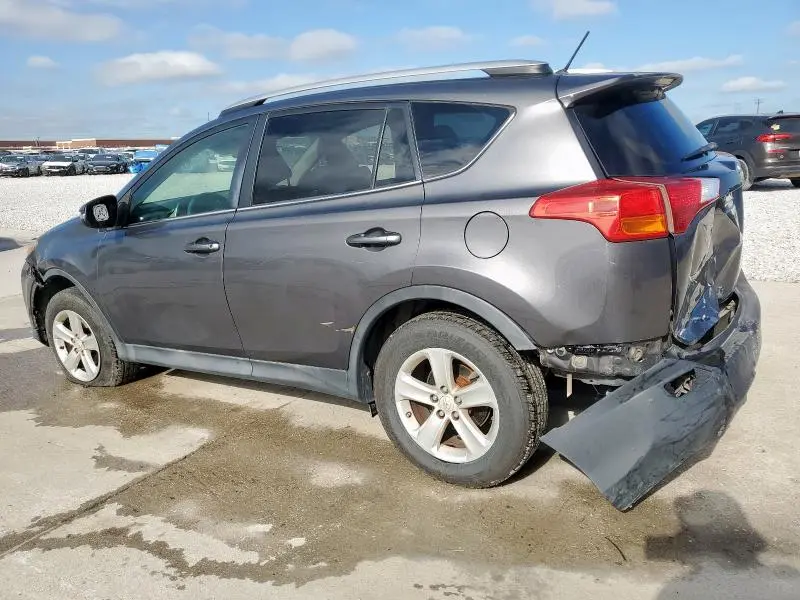 2013 TOYOTA RAV4 XLE  