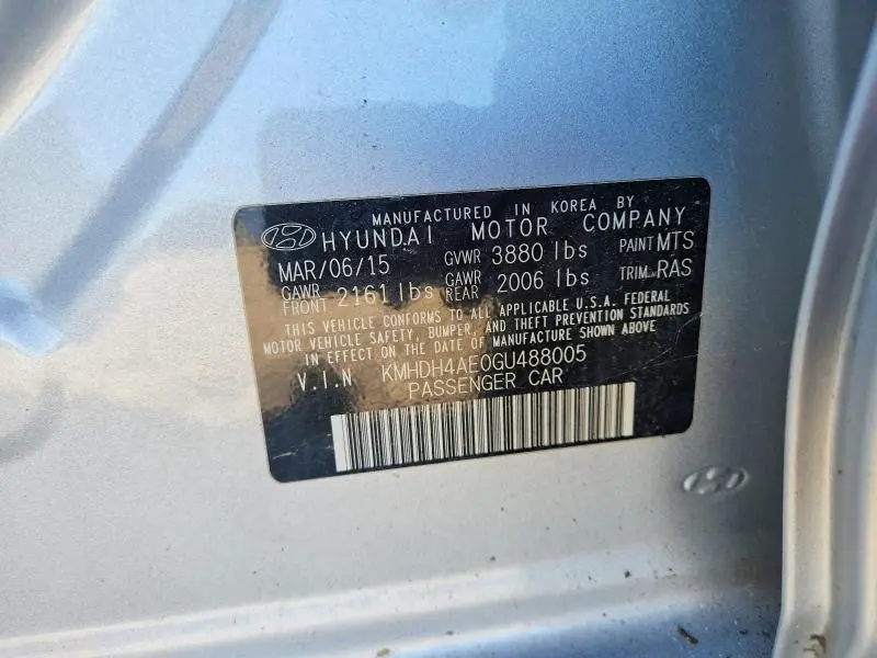 2016 HYUNDAI ELANTRA SE  