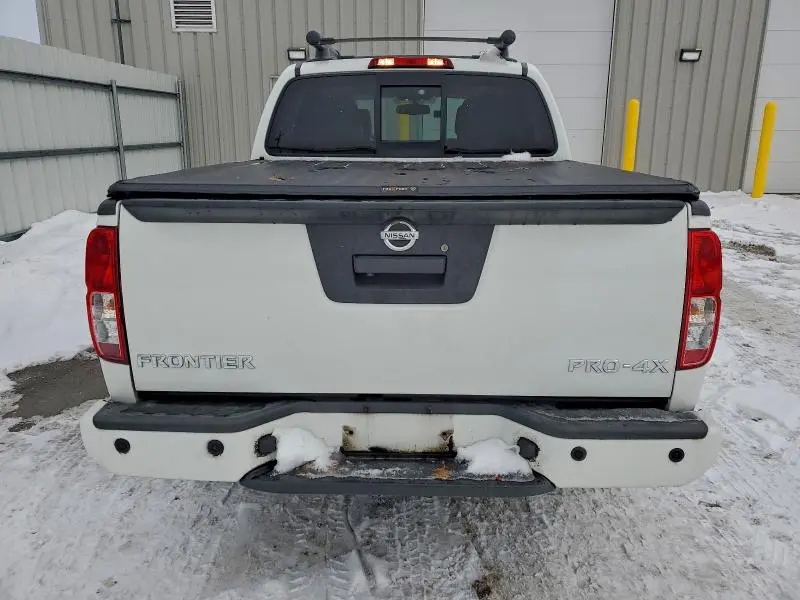 2017 NISSAN FRONTIER S  