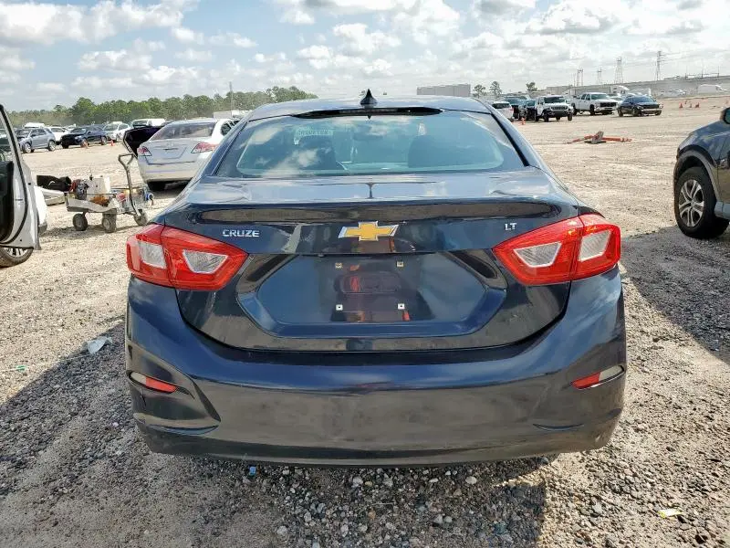 2016 CHEVROLET CRUZE LT  