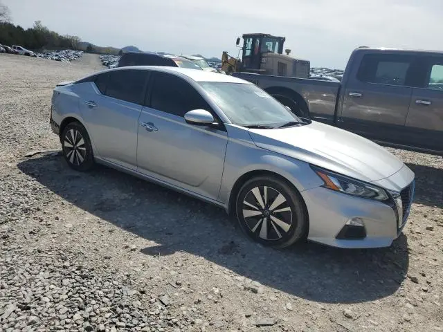 2021 NISSAN ALTIMA SV  