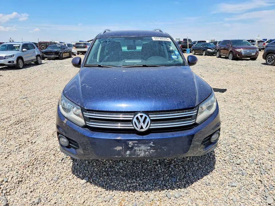 2013 VOLKSWAGEN TIGUAN S  