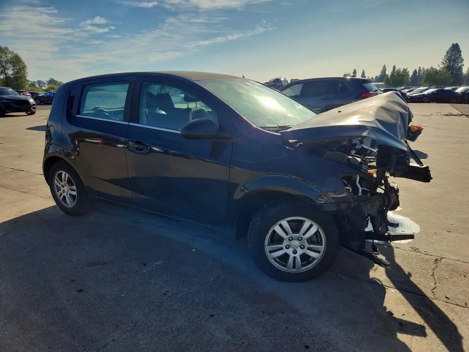 2014 CHEVROLET SONIC LT  