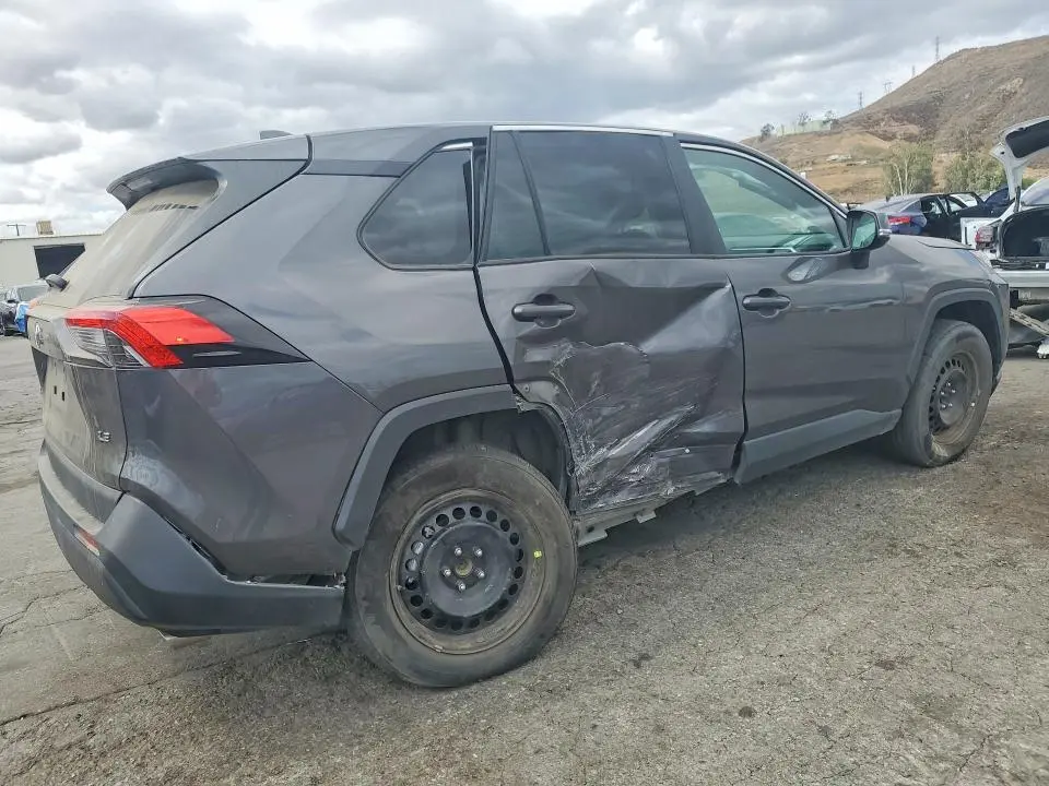 2025 TOYOTA RAV4 LE  