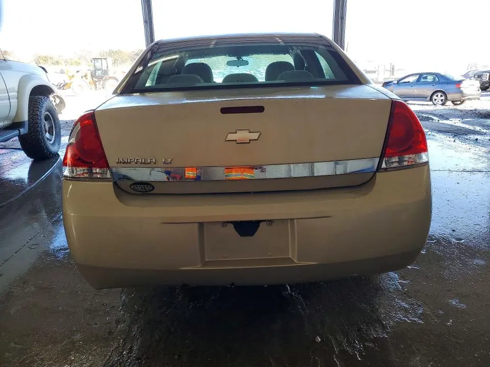 2010 CHEVROLET IMPALA LT  