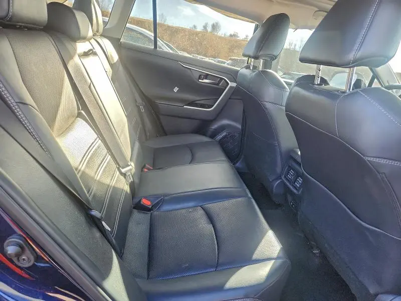 2021 TOYOTA RAV4 LIMITED  