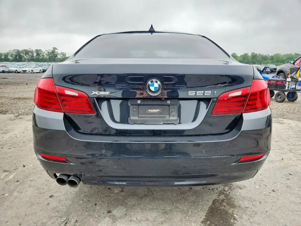 2015 BMW 528 XI  
