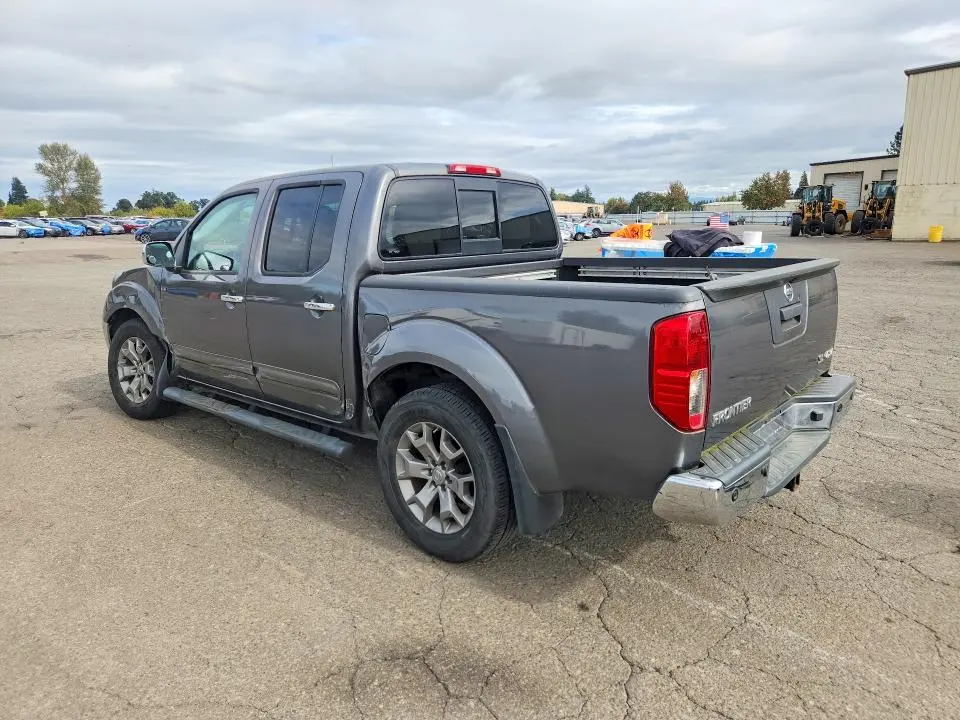 2019 NISSAN FRONTIER SL  