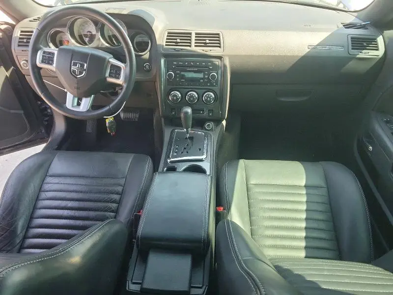 2014 DODGE CHALLENGER SXT  