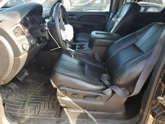 2013 CHEVROLET SUBURBAN K1500 LT  